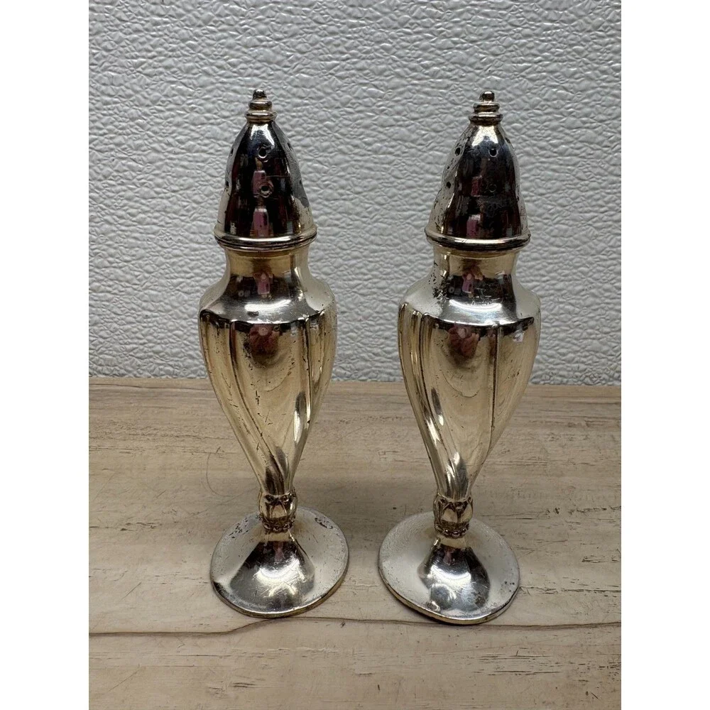 Vtg La France Reg.616 SP Co Silver Plated Salt & Papper Shakers Made In USA